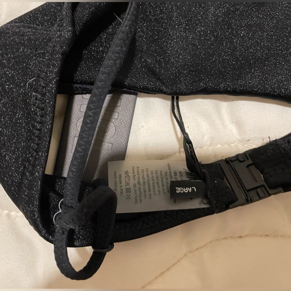 TRIANGL Bikini Set - Picture 5 of 6